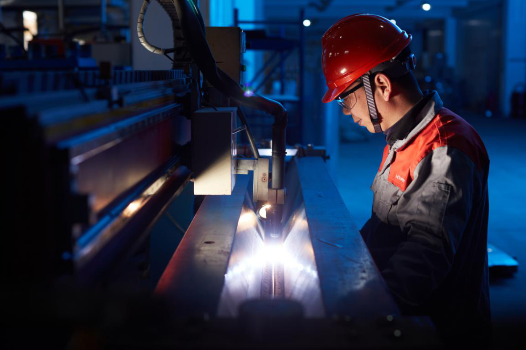 重磅揭晓!铂莱国际股份荣获“2021中国房地产供应商行业竞争力十强”前二甲 重磅揭晓!铂莱国际股份荣获“2021中国房地产供应商行业竞争力十强”前二甲